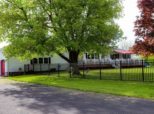 8849 Keeney Rd, Le Roy, NY 14482