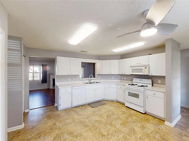 9771 SW 97th Ln — Photo 7