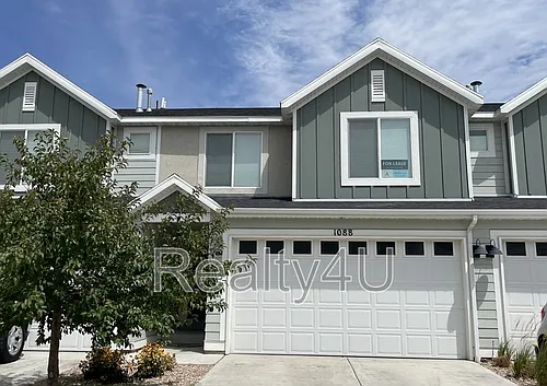 1088 E Waterway Ln #1 Photo 1
