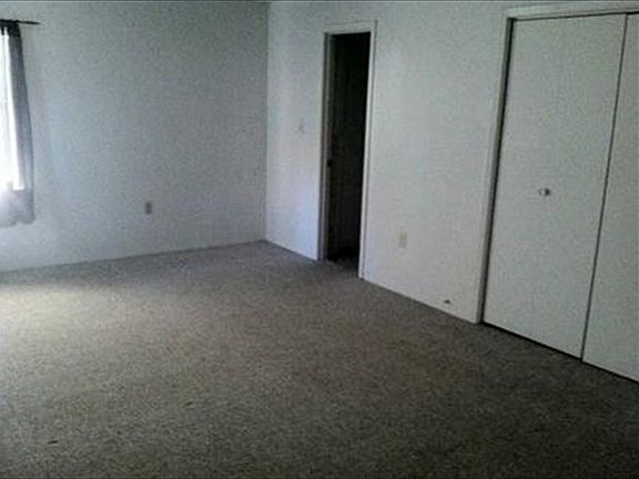 5th image of 703 W Johnson St
