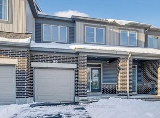 168 W Bandelier Way, Ottawa, ON K2S2J5