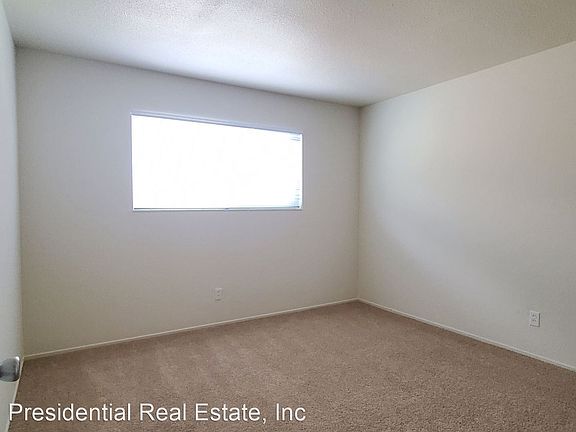 5th image of 7390 Rainbow Dr #3