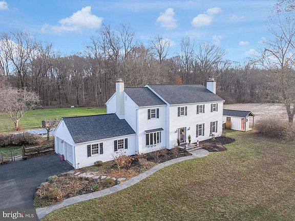 2nd image of 5555 Bittersweet Ln