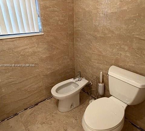 4th image of 210 174th St APT 301