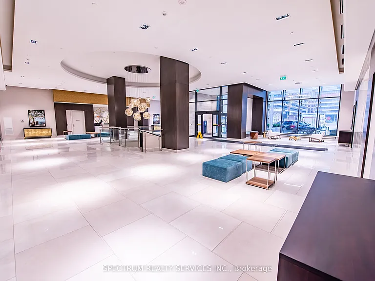 9000 Jane St #Penthouse 119 — Photo 7
