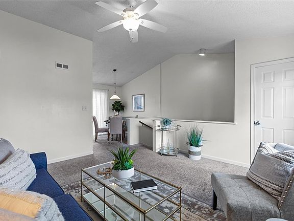 4th image of 8925 Wrenwood Ln