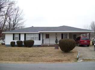 301 E Wilson St, Wheaton, MO 64874