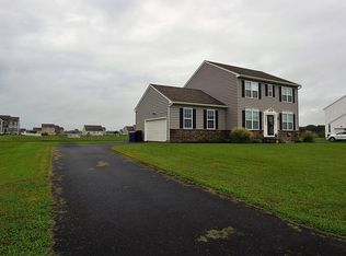 277 Country Hollow Dr, Clayton, DE 19938