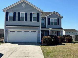 108 Preswick Dr, Rocky Point, NC 28457