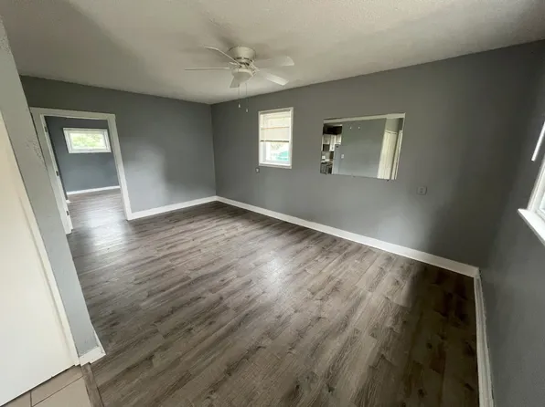 526 E Eighth Street, 526 E 8th St, Traverse City, MI 49686
