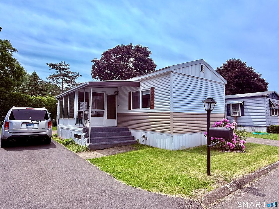1st image of 14 Arapaho Drive
