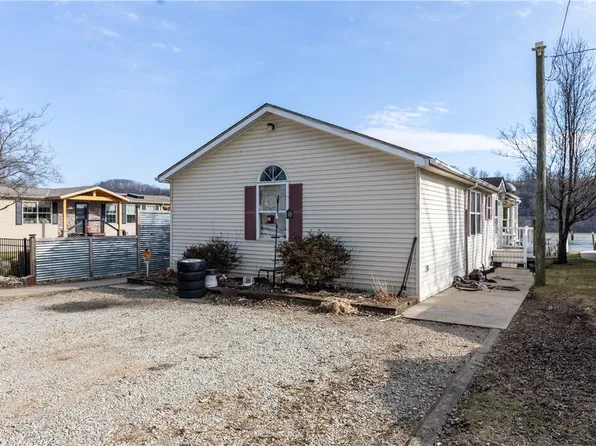 2 Denny Est, Pittsburgh, PA 15238