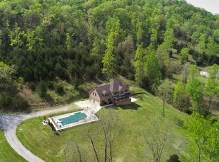 200 E Raccoon Valley Dr, Heiskell, TN 37754