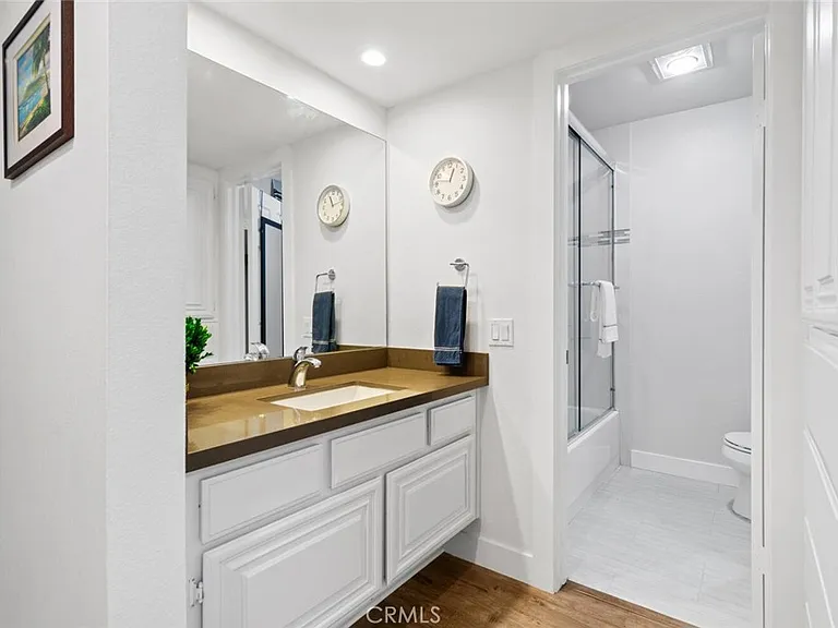 8687 Falmouth Ave — Photo 17