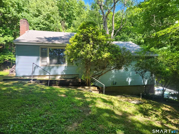 39 Taylor Road, Bethel, CT 06801