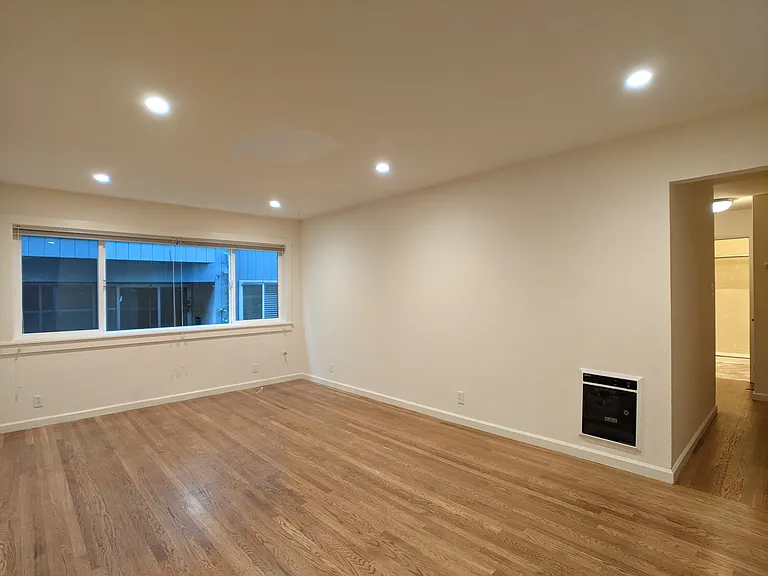 2534 Benvenue Ave — Photo 10
