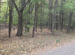 6520 Maple Rd, Ludington, MI 49431