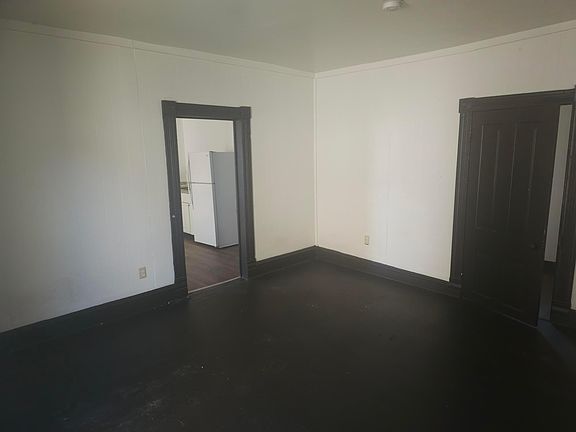 3rd image of 714 Jamison Ave SE #A