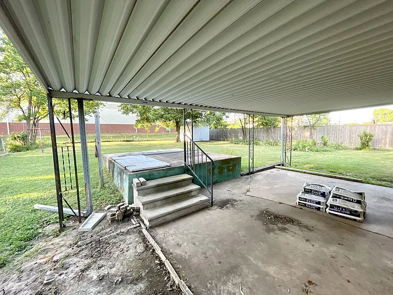 905 Cottonwood St — Photo 17