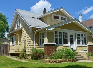 2163 S 67th Pl, West Allis, WI 53219