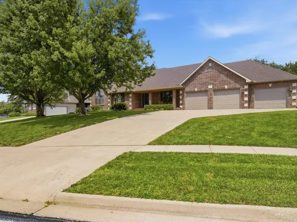 3224 NW 34th St, Topeka, KS 66618