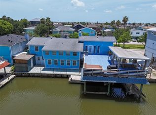77 Bayou Vista Dr, Hitchcock, TX 77563