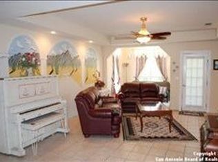 1255 Castleway Rd, New Braunfels, TX 78132