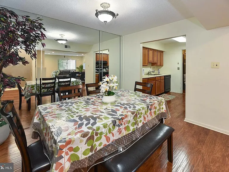 4 Wynwood Dr #14 — Photo 11