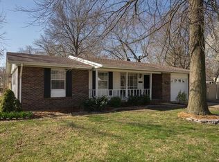 405 Westminster Dr, O'Fallon, IL 62269