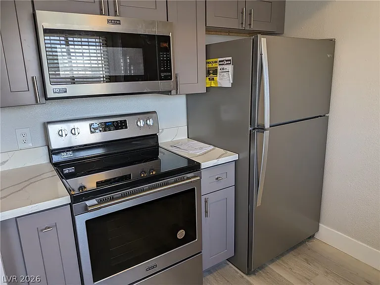4379 Hilldale Ave — Photo 6