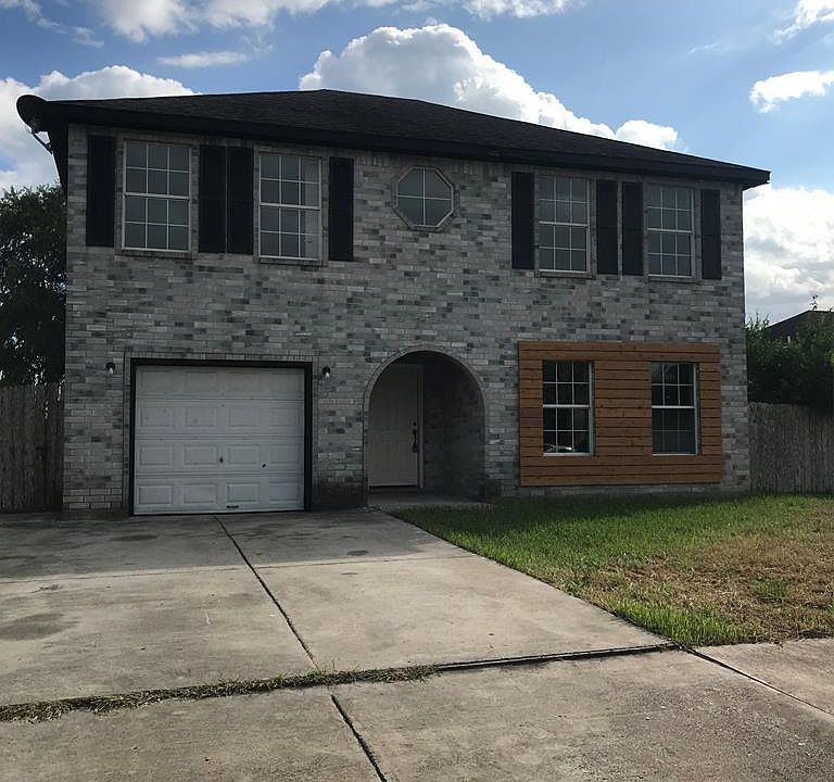 1st image of 2033 Carranza St