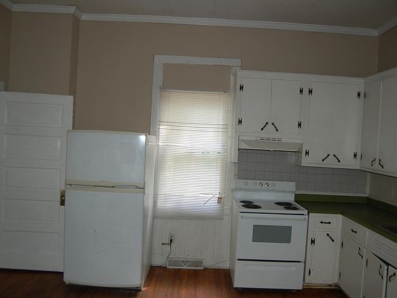 4th image of 635 Kentucky St APT A