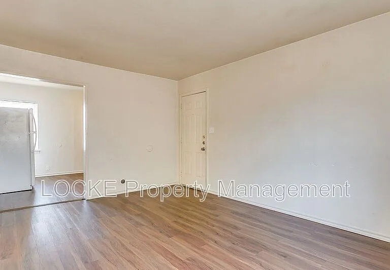 3421 S University Dr #D — Photo 4