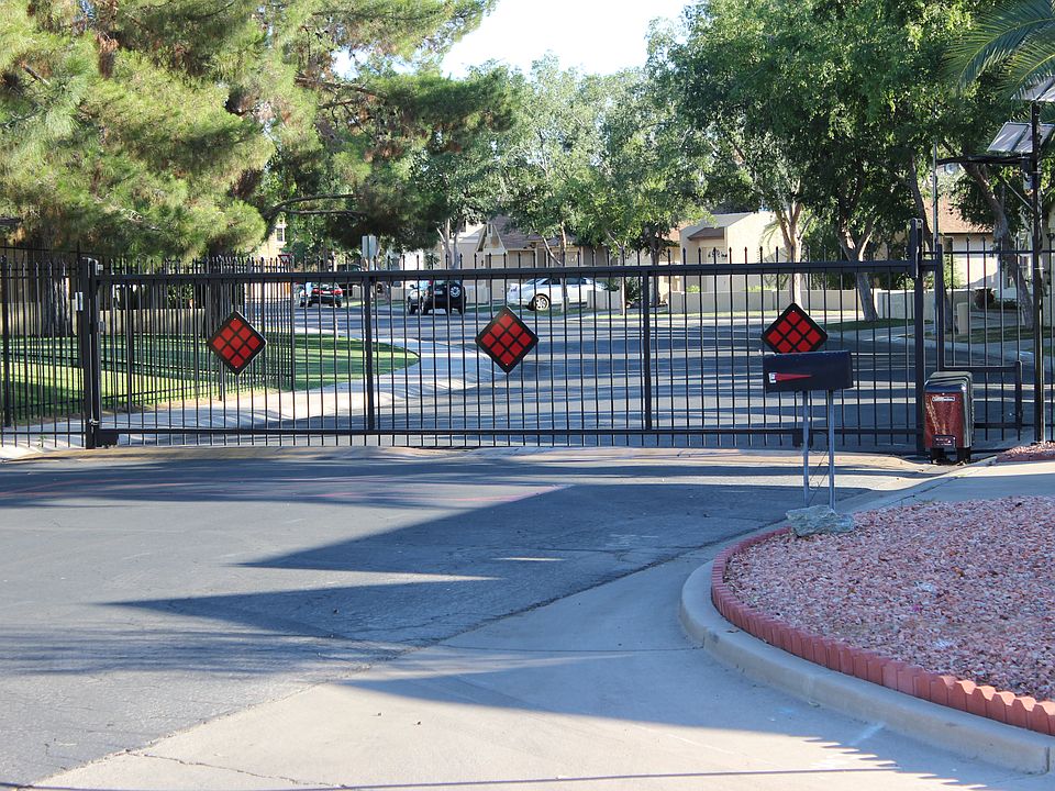 1st image of 10318 N 65th Dr