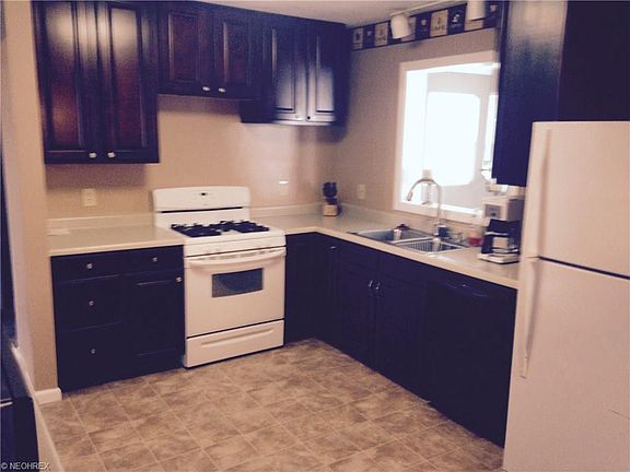 3rd image of 6589 N Timberidge Ave