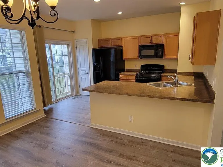 8486 Putnam Ct — Photo 4
