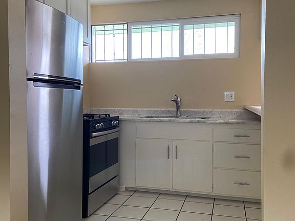 4th image of 2359 Glendale Blvd APT 6