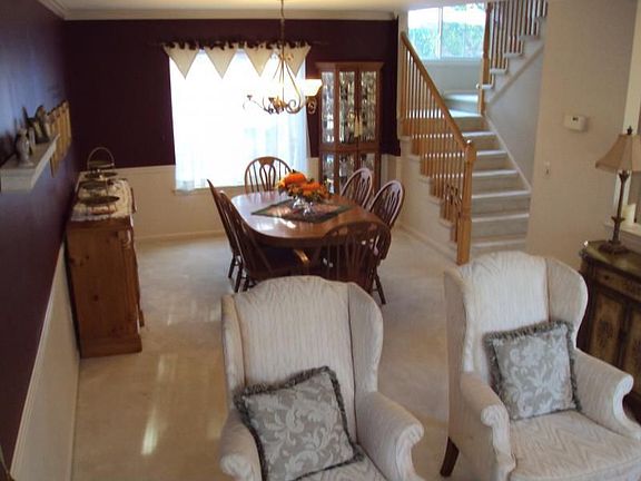 3rd image of 24 Crestwood Cir