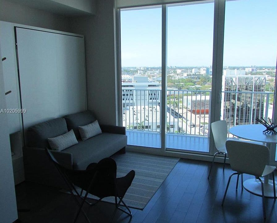 1st image of 2020 N Bayshore Dr APT 1406