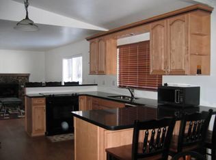 8612 S Piper Ln, Sandy, UT 84093