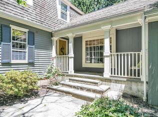 57 Red Fox Ln, Trumbull, CT 06611