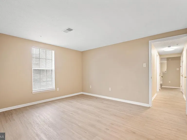 607 Himes Ave #104 — Photo 19