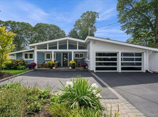 92 Suffolk Rd, Massapequa, NY 11758