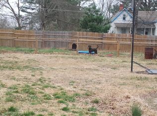 603 N Russell St, Vardaman, MS 38878