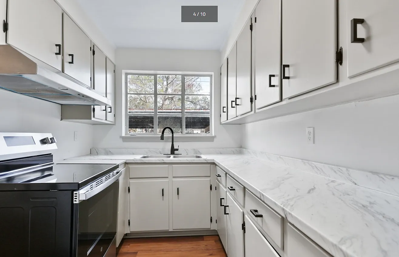 236 East 60th Street, Unit 1 — Photo 4
