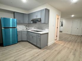699 Willowbrook Rd, Staten Island, NY