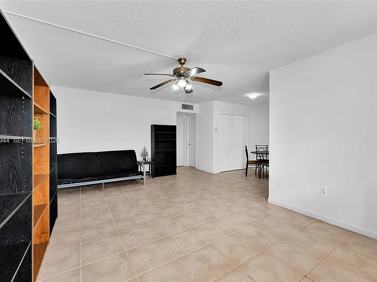 12590 NE 16th Ave #208 — Photo 5