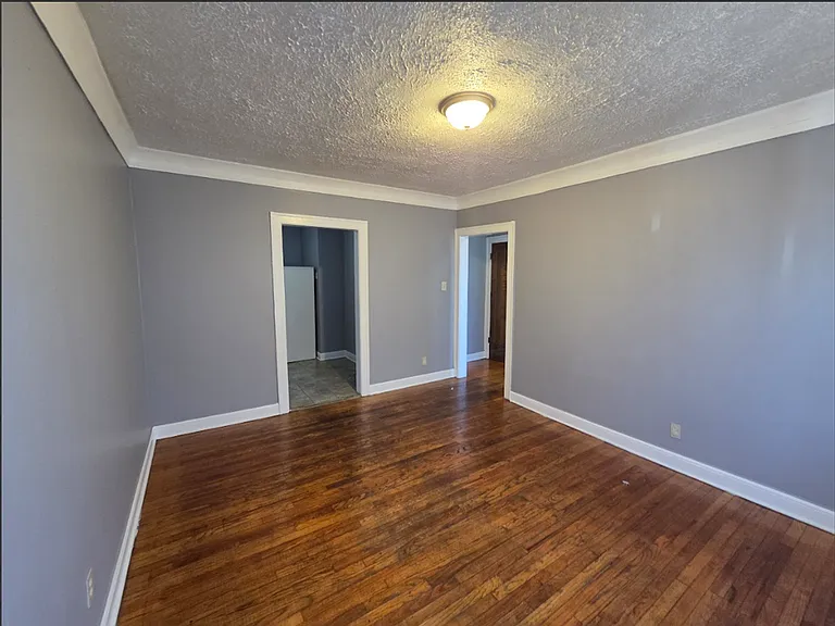 1651 E 74th Place — Photo 3