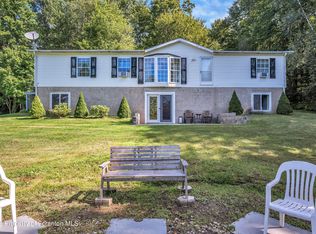 112 Bird Pl, Elmhurst Township, PA 18444