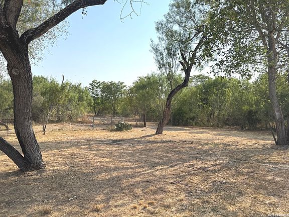 2nd image of 860 County Road 769 LOT 64